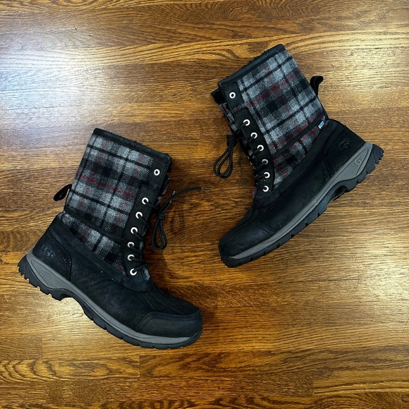 UGG boots - Picture 2 of 7